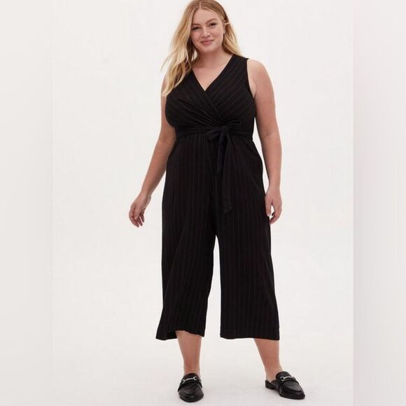 Torrid Black Stripe Ponte Surplice Sleeveless Belted Jumpsuit 4X - Picture 1 of 9